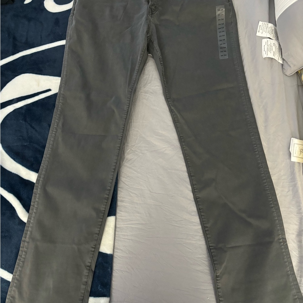 American Eagle Men’s soft twill original straight pant. Gray size 34/34